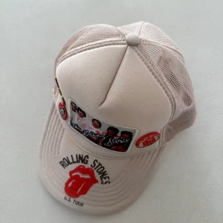 [BUNJANG] MADEWORN x Rolling Stones Trucker Cap (Beige) / 메이드원 x 롤링스톤즈 핸드메이드 트러커 캡 (베이지)