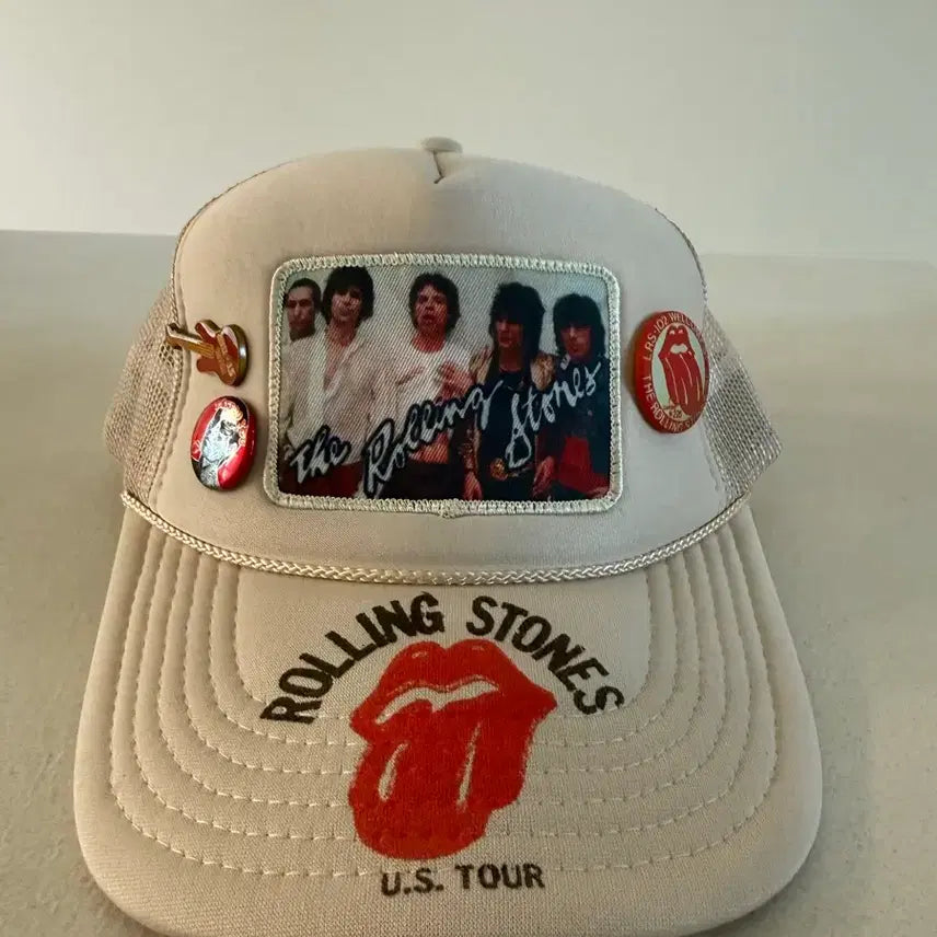[BUNJANG] MADEWORN x Rolling Stones Trucker Cap (Beige) / 메이드원 x 롤링스톤즈 핸드메이드 트러커 캡 (베이지)