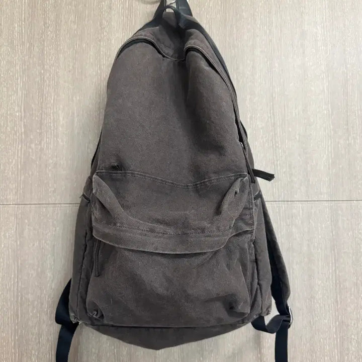 [SOLD OUT] 해칭룸 VTG 백팩 차콜 브라운