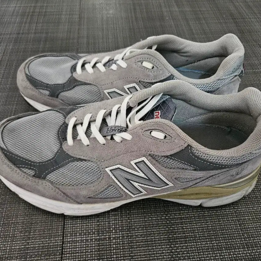 [BUNJANG] New Balance 990 V3 Grey M990GL3 Size 285 / 뉴발란스 990 V3 그레이 285 M990GL3