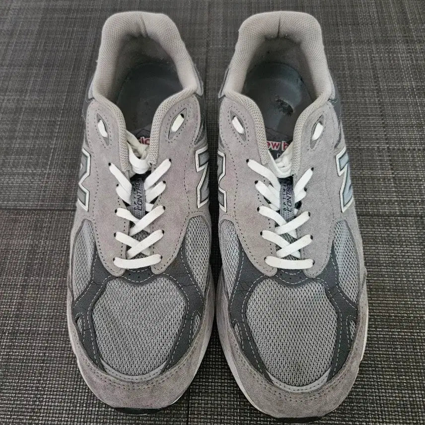 [BUNJANG] New Balance 990 V3 Grey M990GL3 Size 285 / 뉴발란스 990 V3 그레이 285 M990GL3