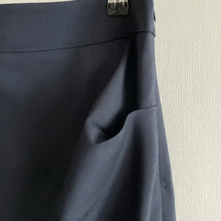 [BUNJANG] MICHAA Drape Slit Skirt / 미샤 드레이프 슬릿 스커트