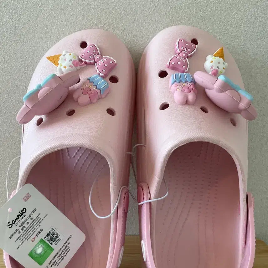 [BUNJANG] Sanrio My Melody Sandals 240mm / 새상품) 산리오 마이멜로디 샌들 240mm