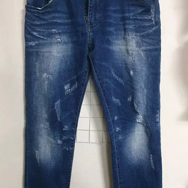 [BUNJANG] Dolce &amp; Gabbana Straight Fit Jeans - Size 34 / 돌체앤가바나 청바지 34