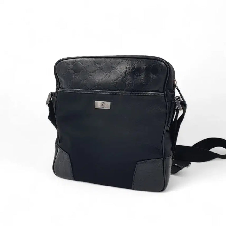 [BUNJANG] Gucci GG Supreme Black Messenger Bag / 구찌 GG 수프림 블랙 메신저백 크로스백 숄더백