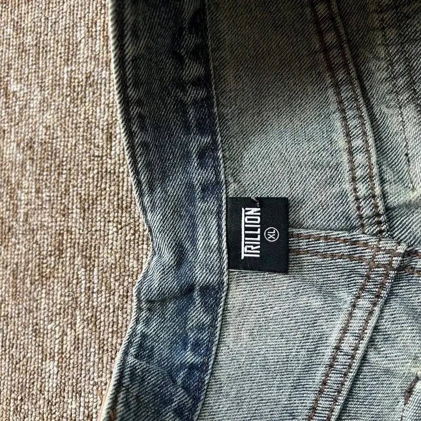 [BUNJANG] Trillion Denim Bermuda Shorts XL / 트릴리온 데님 버뮤다 팬츠 XL