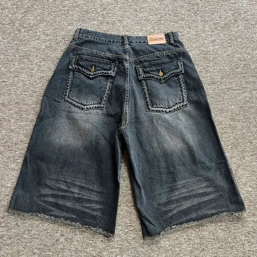 [BUNJANG] Trillion Black Denim Bermuda Shorts XL / 트릴리온 흑청 버뮤다 팬츠 XL
