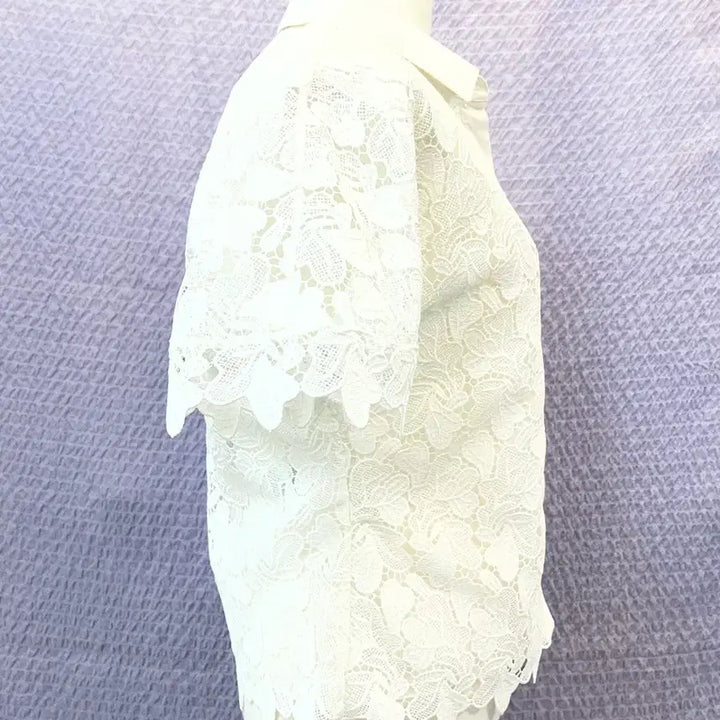 [BUNJANG] Giambattista Valli White Flower Lace Blouse / 24션지암바티스타 발리 화이트 플라워 레이스 블라우스 42 새옷급