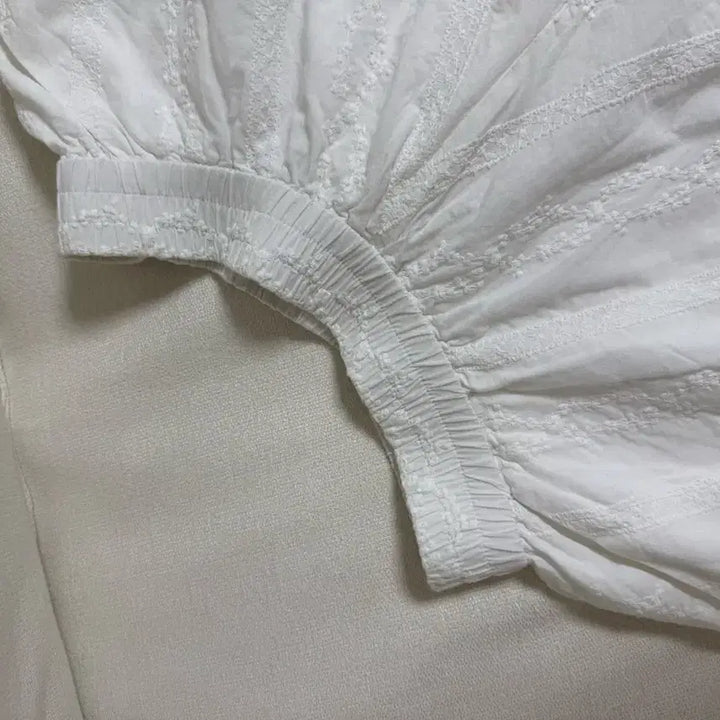 [BUNJANG] Tanat Lace Banding Shorts White / 타낫 레이스 밴딩 쇼츠 화이트