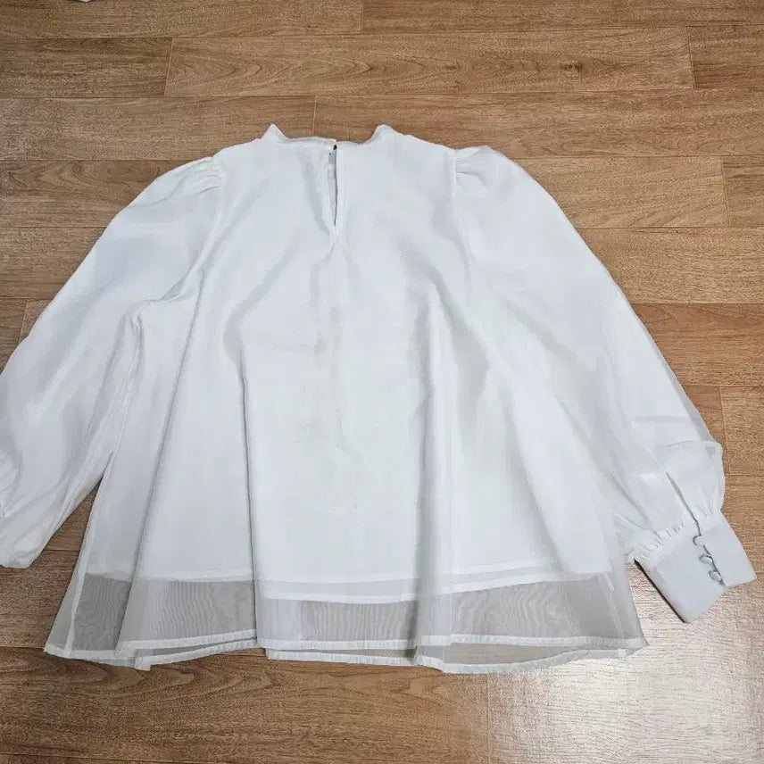 [BUNJANG] White See-Through Blouse Long Sleeve / 화이트 시스루 블라우스 퍼프 긴팔