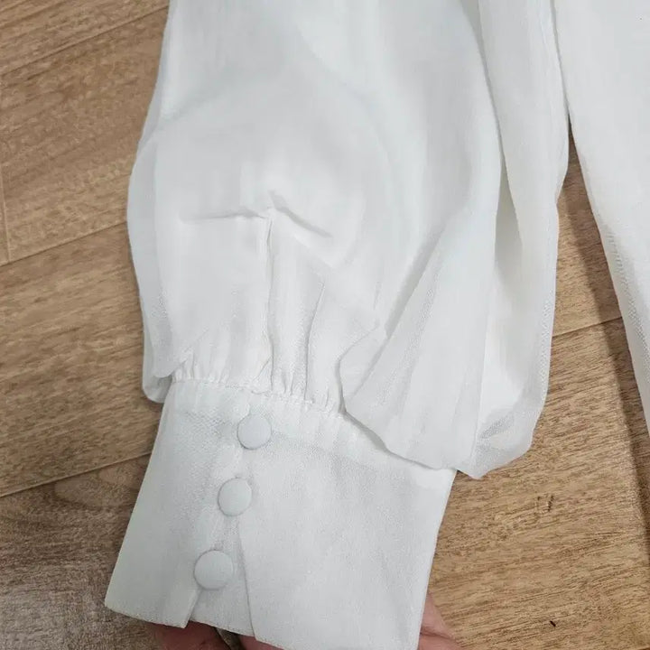[BUNJANG] White See-Through Blouse Long Sleeve / 화이트 시스루 블라우스 퍼프 긴팔