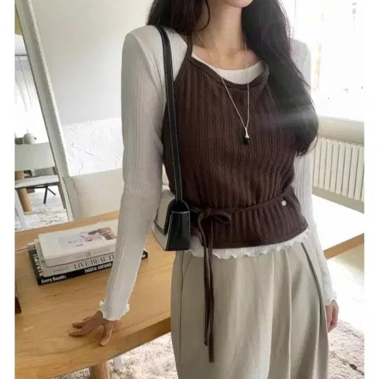 [BUNJANG] Mood in Slow Hazel Halterneck Bustier / 무드인슬로우 헤이즐 홀터넥 뷔스티에