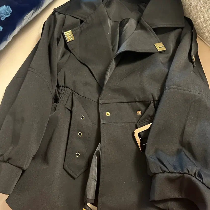 [BUNJANG] Black Belted Trench Coat / 블랙 벨티드 트렌치 코트