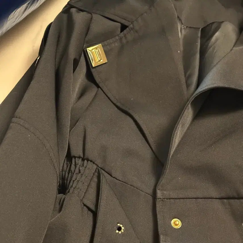[BUNJANG] Black Belted Trench Coat / 블랙 벨티드 트렌치 코트