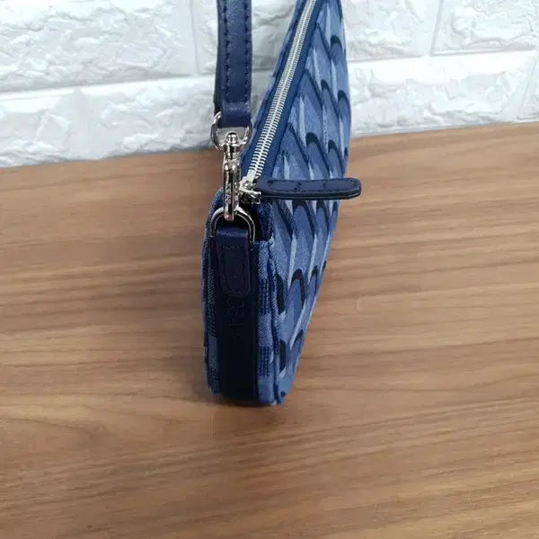 [SOLD OUT] 로사케이 쟈가드 파우치백 (숄더백) 미사용