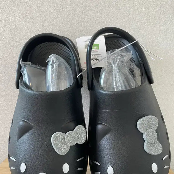 [BUNJANG] Sanrio Hello Kitty Sandals 260mm / 새상품) 산리오 키티 샌들 260mm