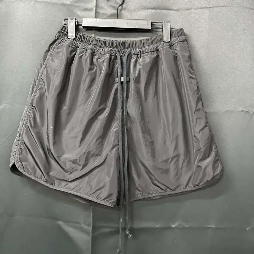 [SOLD OUT] 피어오브갓 식스 컬렉션 트랙 쇼츠