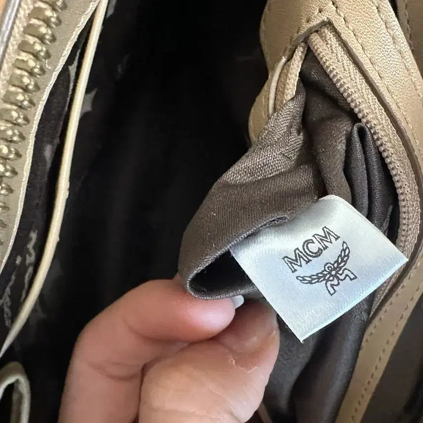 [BUNJANG] MCM Visetos Medium Shopper Bag / McM 비세토스 미디움 쇼퍼백 팔아요