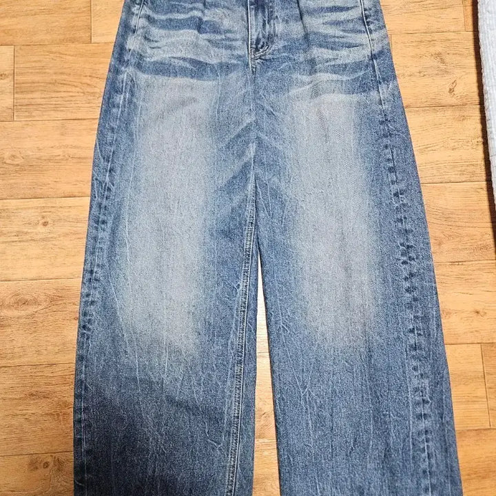 [BUNJANG] Elwood Max Wide Denim Sonic Blue / 엘무드 맥스와이드 데님 소닉 블루