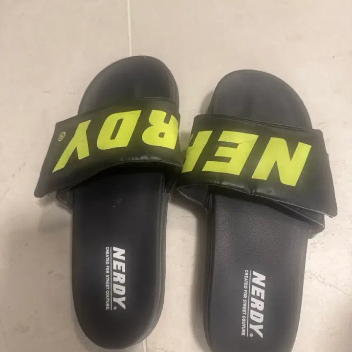 [BUNJANG] Nerdy Slippers / 널디 슬리퍼