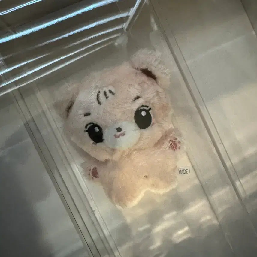 [BUNJANG] LE SSERAFIM Kim Chae-won Doll / 르세라핌 김채원 인형 판매