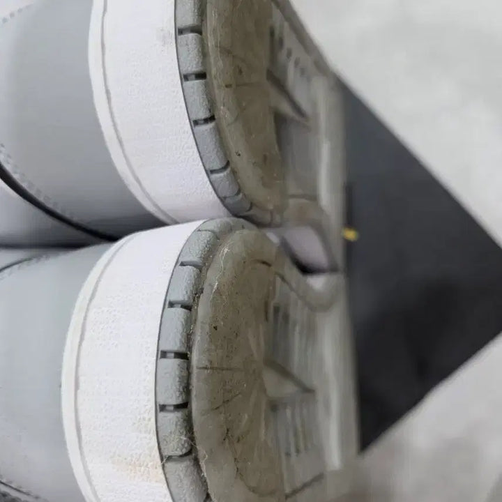 [BUNJANG] Air Jordan 1 Mid Light Smoke Grey Men&