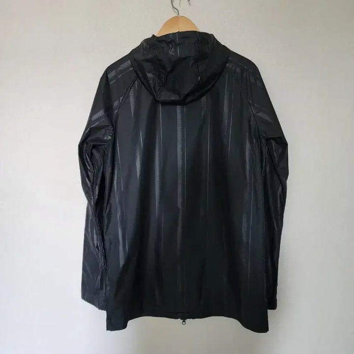 [BUNJANG] Nike Black Striped Windbreaker Jacket / 나이키 블랙 후드 바람막이 자켓