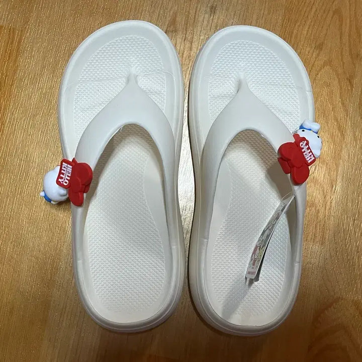 [SOLD OUT] [새상품] 산리오 헬로키티 쪼리 240cm