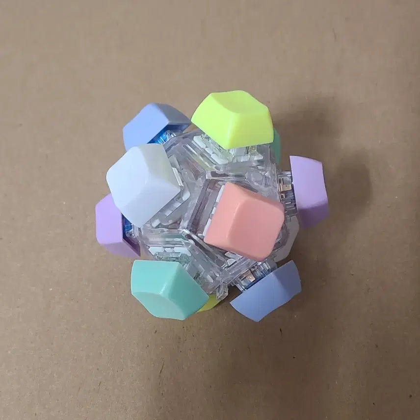 [BUNJANG] Novelty Sphere 12-Keycap Keyring / [새상품] 공모양 12구 키캡 키링