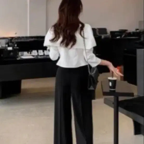 [BUNJANG] Lovely Blouse (Free Size) / 새옷 러블리 블라우스 두가지색상 free