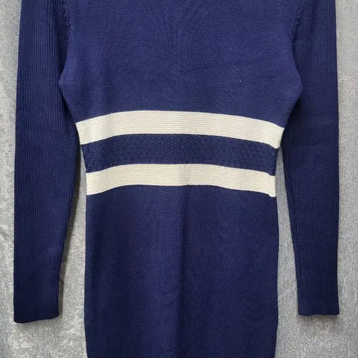 [BUNJANG] Navy White Color-block Long Sleeve Knit Dress / 네이비 화이트 배색 긴팔 니트 원피스
