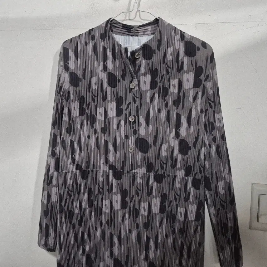 [BUNJANG] Pleats Me Flower Pattern Long Dress / 플리츠미    플리츠 플라워 패턴 롱 원피스