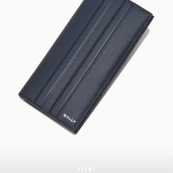 [SOLD OUT] 미사용 발리 남성 장지갑 팝니다