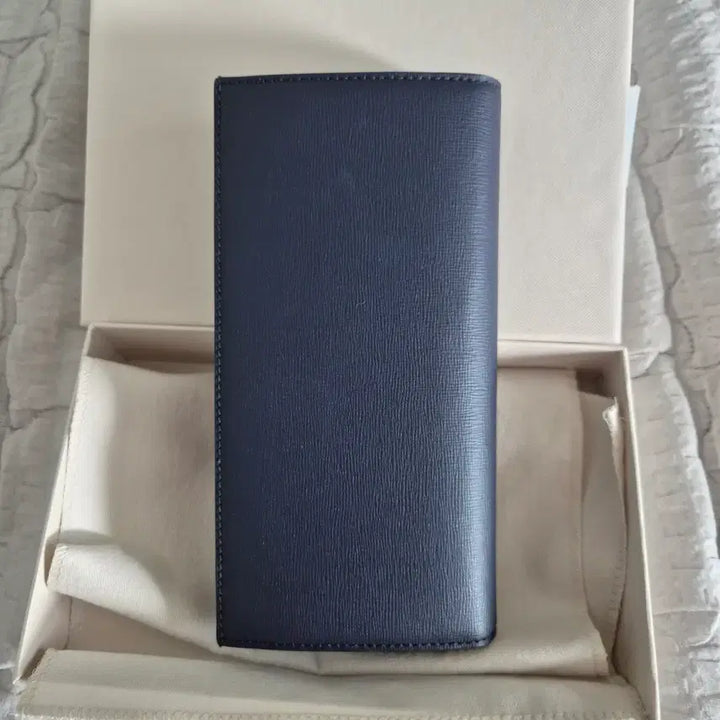 [SOLD OUT] 미사용 발리 남성 장지갑 팝니다