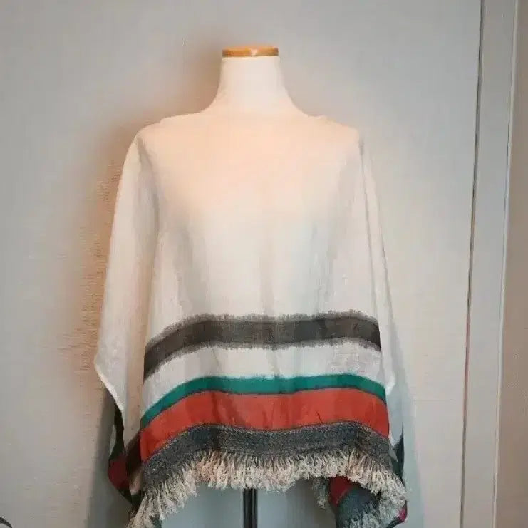 [BUNJANG] Bonomano &amp; Ferrari Linen Pancho Shawl / 이태리 명품 보나마노 앤 페라리  고급판초숄/판초/린넨판초숄/프리사이즈