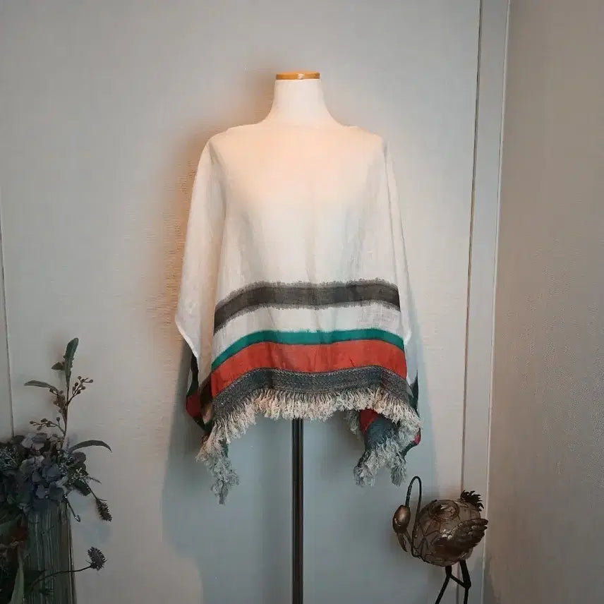 [BUNJANG] Bonomano &amp; Ferrari Linen Pancho Shawl / 이태리 명품 보나마노 앤 페라리  고급판초숄/판초/린넨판초숄/프리사이즈
