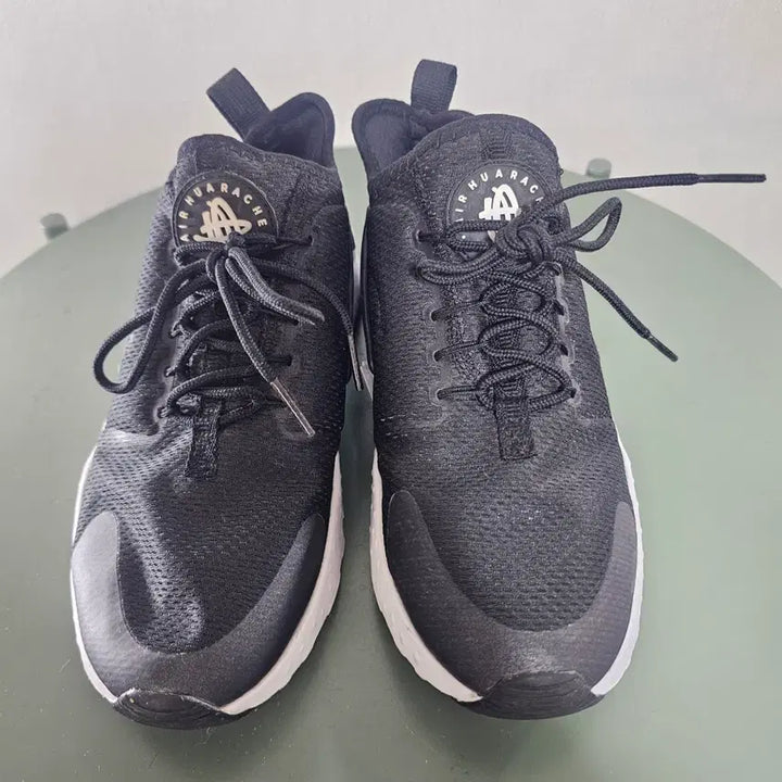 [BUNJANG] Nike Huarache Black Sneakers / 240나이키 허라취 블랙 스니커즈 운동화 -877