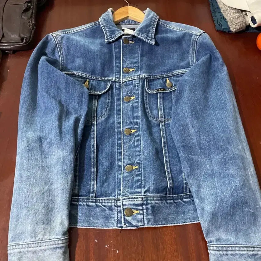 [BUNJANG] Lee 101J 90s Denim Trucker Jacket / 90s Lee 101j 0411 데님자켓 트러커 일본 복각