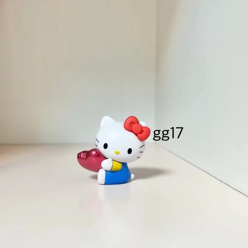 [BUNJANG] Sanrio Hello Kitty Balloon Gacha Figure (Classic) / 산리오 헬로키티 풍선 가챠 피규어 고전