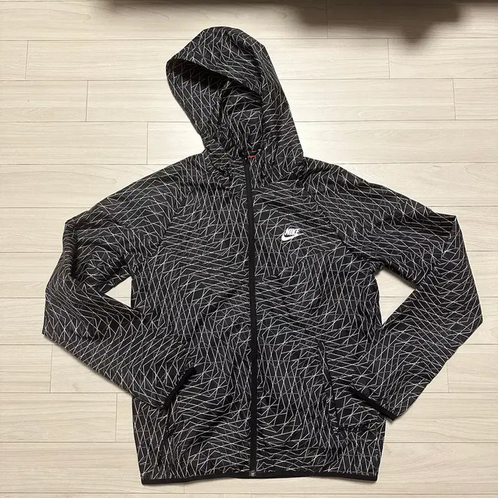 [BUNJANG] Nike Lightweight Patterned Windbreaker Jacket / 나이키 패턴 경량 바람막이 자켓