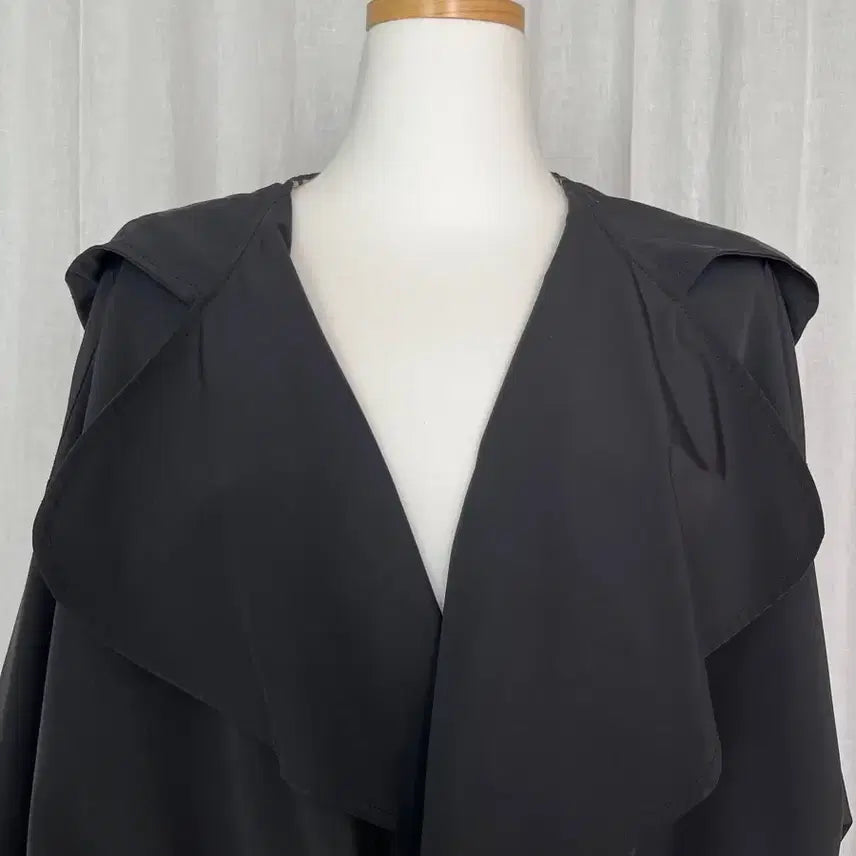 [BUNJANG] Black Trench Coat / 블랙 트레치코트