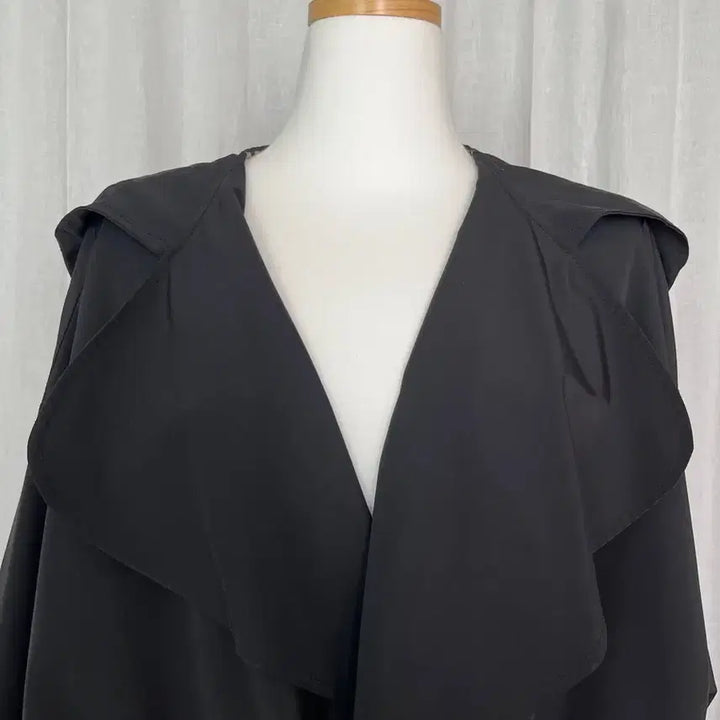 [BUNJANG] Black Trench Coat / 블랙 트레치코트