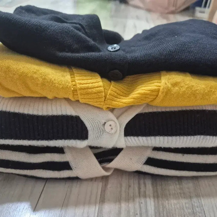 [BUNJANG] H&amp;T TEENIE WEENIE Cardigan (4 Types) / H&amp;T, TEENIE WEENIE 가디건 (총4종)가격입니다