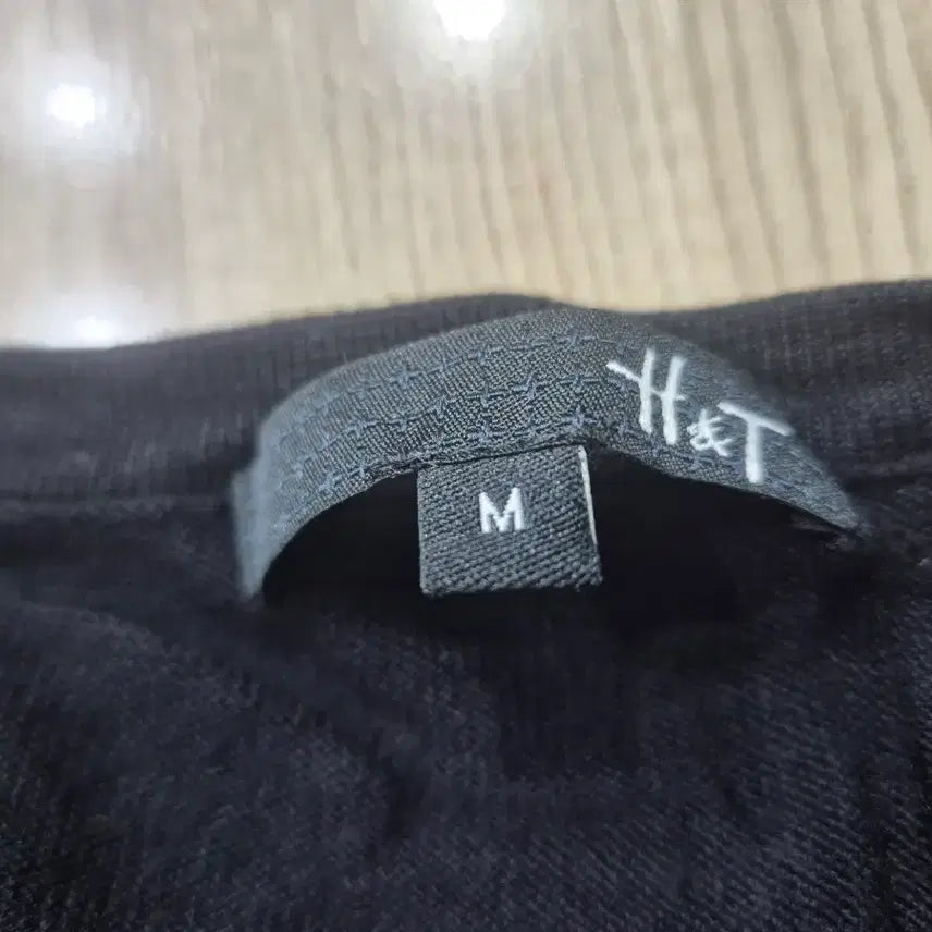 [BUNJANG] H&amp;T TEENIE WEENIE Cardigan (4 Types) / H&amp;T, TEENIE WEENIE 가디건 (총4종)가격입니다