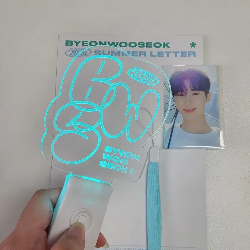 [SOLD OUT] 변우석 2024 Summer Letter 응원봉 + 포토카드