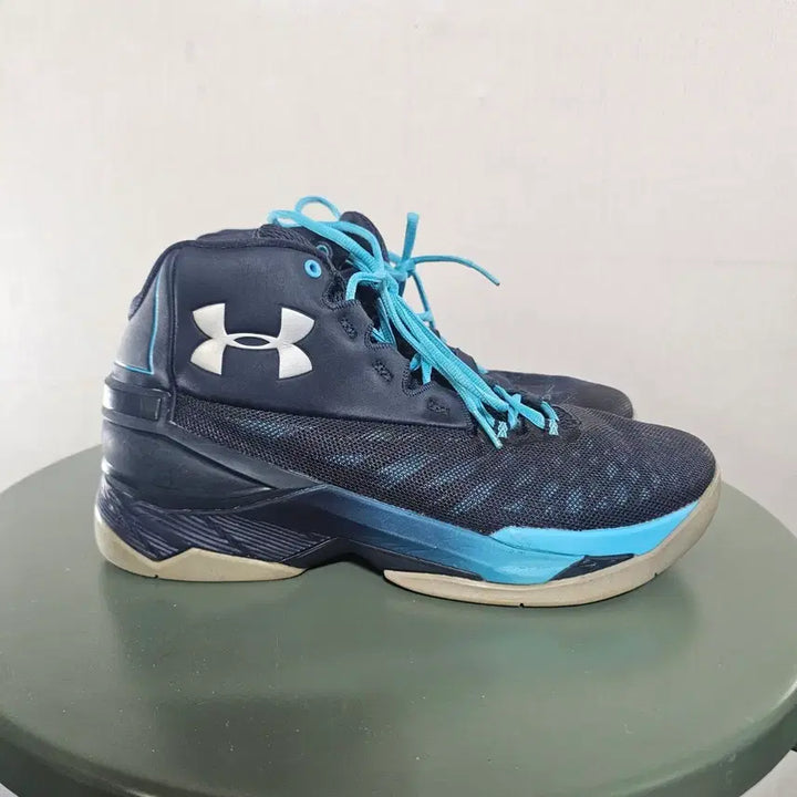 [BUNJANG] Under Armour Longshot Basketball Shoes Navy/Blue - Size 280 / 280언더아머 보이스롱샷 농구화 네이비/블루 -881