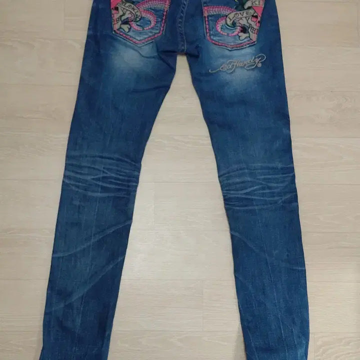 [BUNJANG] Red Pepper x Ed Hardy Low-Rise Skinny Jeans / 기간할인) 레드 페퍼/에드하디 콜라보 로우라이즈 스키니진
