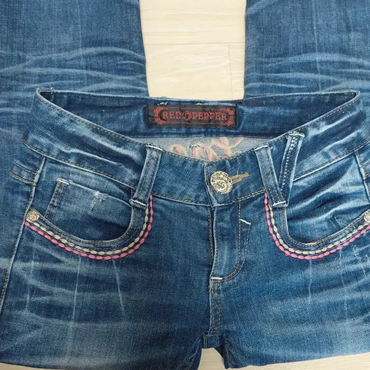 [BUNJANG] Red Pepper x Ed Hardy Low-Rise Skinny Jeans / 기간할인) 레드 페퍼/에드하디 콜라보 로우라이즈 스키니진
