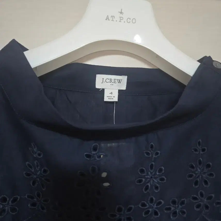 [SOLD OUT] J.CREW 네이비 블라우스 (새상품)