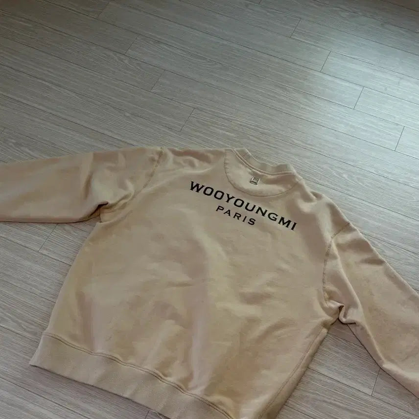 [SOLD OUT] [정품] 우영미 백로고 맨투맨  (새상품)